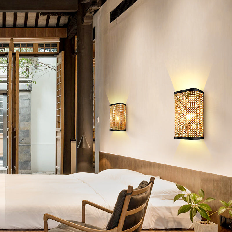 Tatami Rattan Wall Lamp